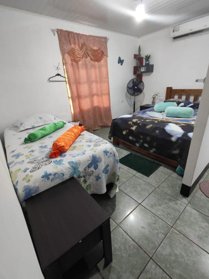 Tortuguero Casa De Playa Green Houseアパートメント エクステリア 写真