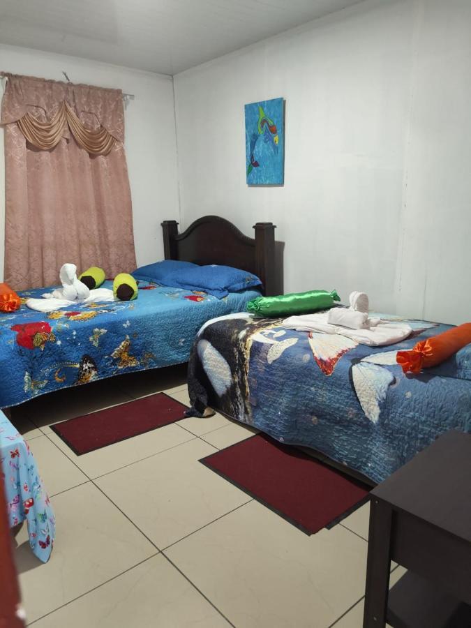 Tortuguero Casa De Playa Green Houseアパートメント エクステリア 写真